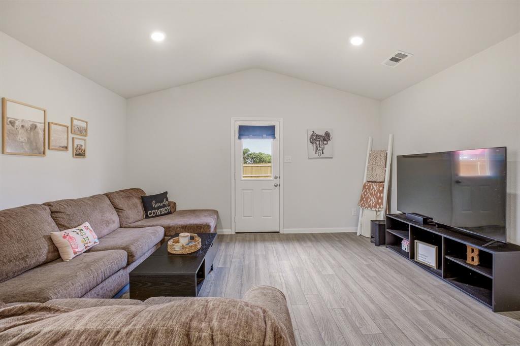 Tolar Oaks - Residential