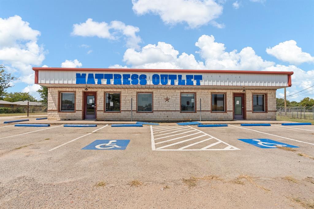 Granbury Park - Commercial Sale