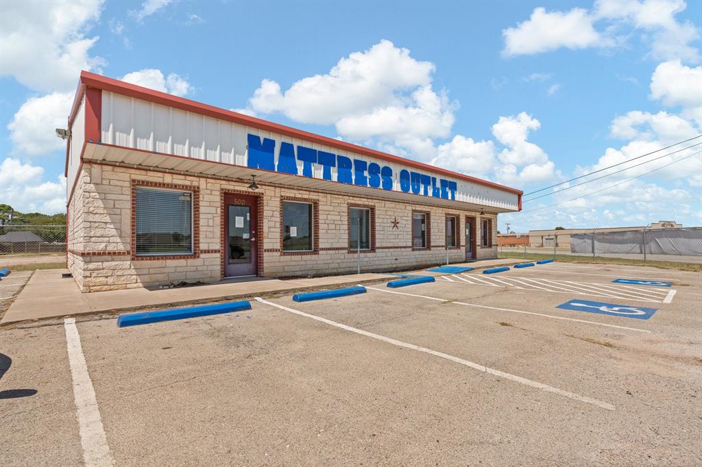 Granbury Park - Commercial Sale