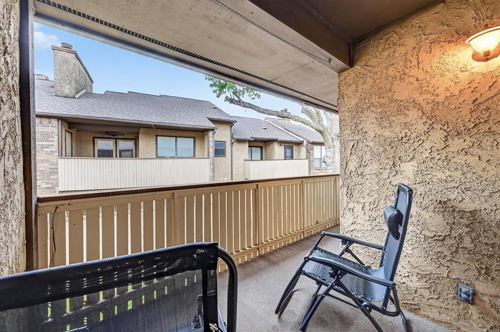 Cloisters Condo The - Residential