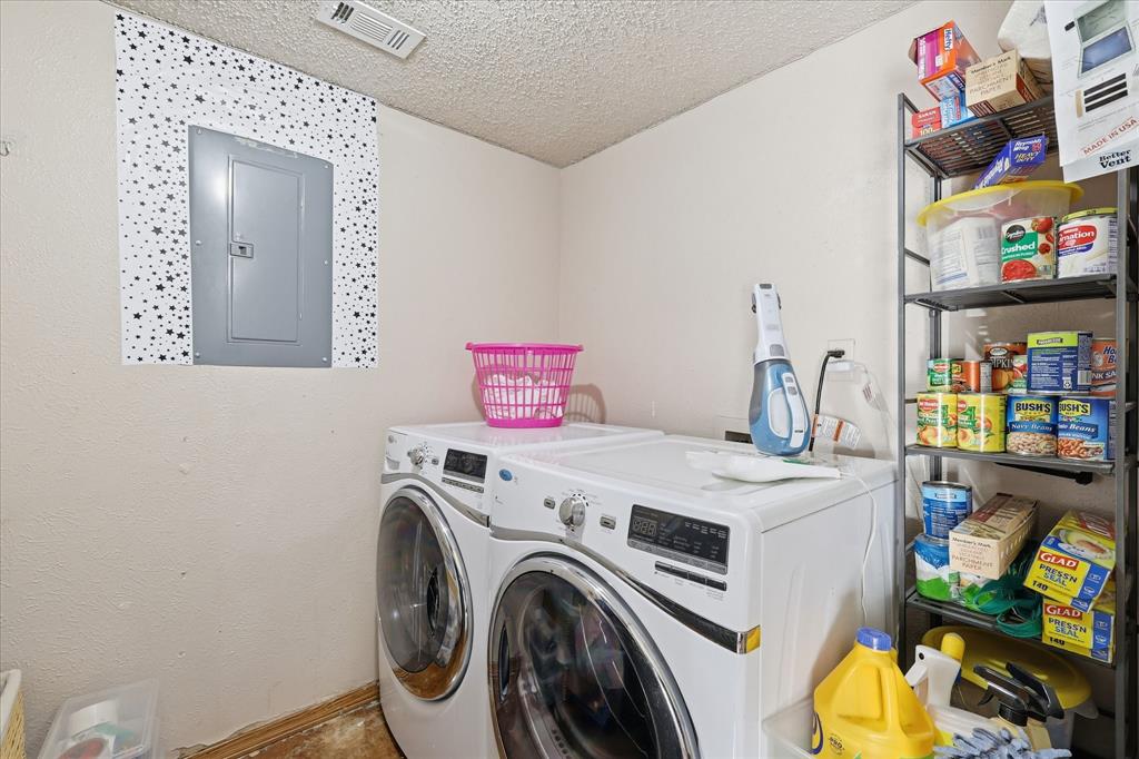 Creekside Twnhms Ph 1 - Residential