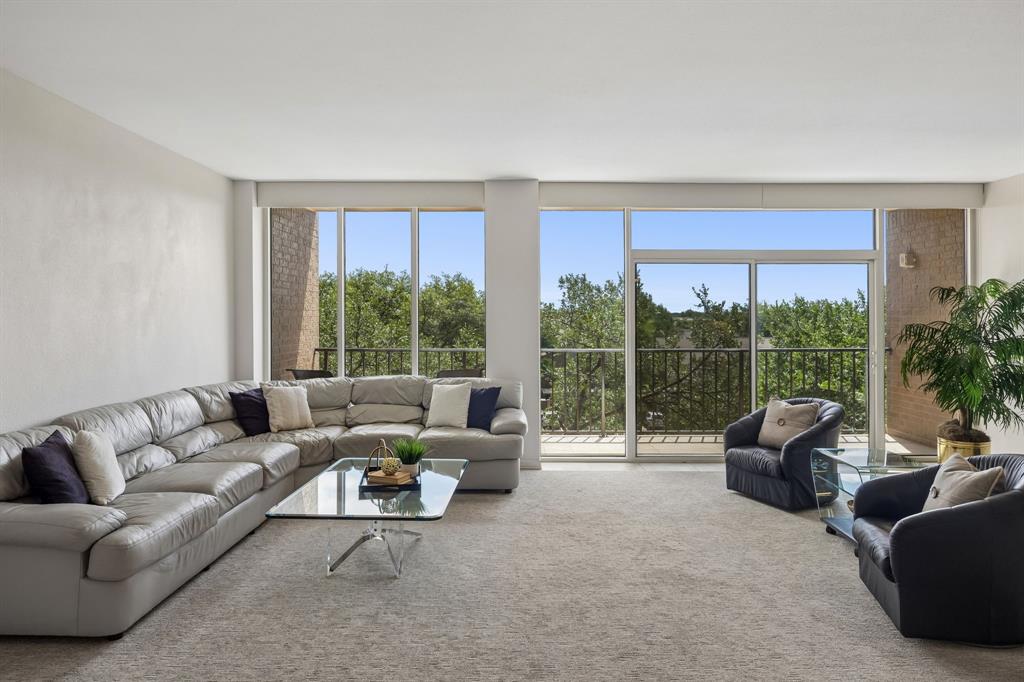 Bonaventure Condo - Residential