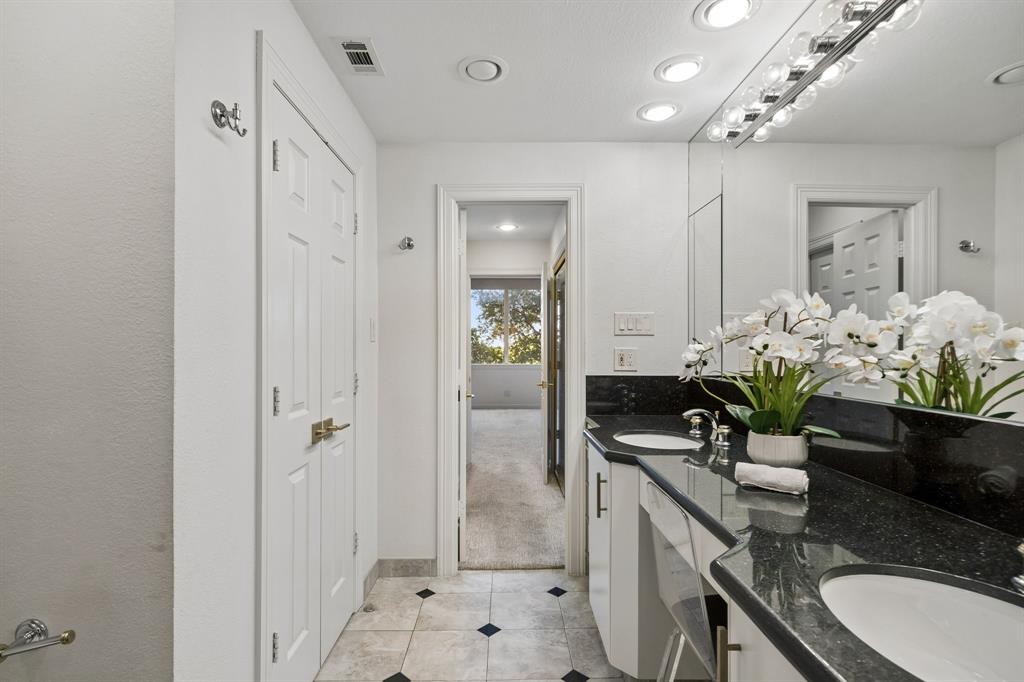 Bonaventure Condo - Residential