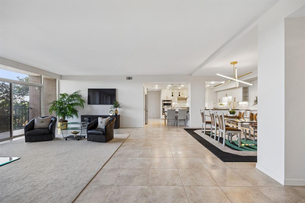 Bonaventure Condo - Residential