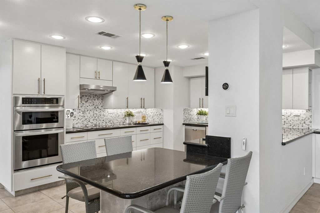 Bonaventure Condo - Residential