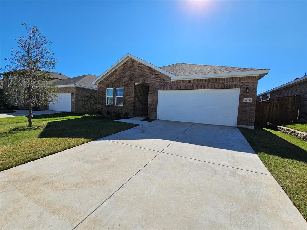 Welcome to this recently built, open concept home located in Forney, TX. With five bedrooms and three bathrooms, this spacious house offers plenty of room for everyone. The modern design features granite countertops and an island kitchen, perfect for preparing meals and entertaining guests. The kitchen is equipped with stainless steel and black appliances, including a stove, side by side refrigerator, dishwasher, and microwave. Additionally, this home includes a full-sized washer and dryer, making laundry a breeze. Whether you're hosting a gathering or enjoying a quiet night in, this house provides the ideal space for all your needs. There is an Amenity center and school right opposite to this property community. Don't miss out on the opportunity to make this beautiful house your new home.