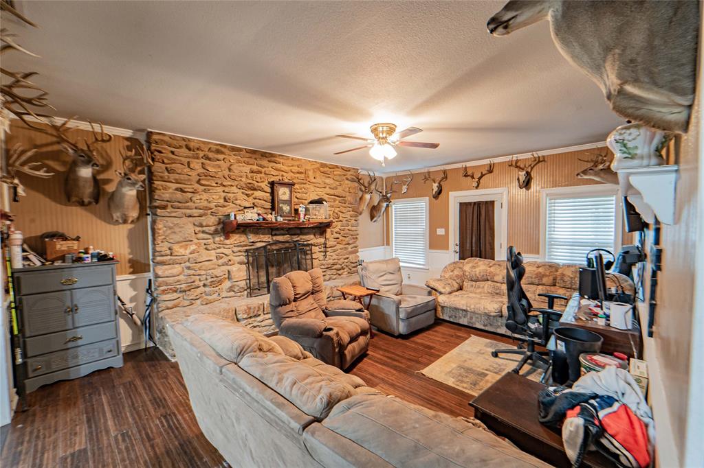 Miller, Hanks - Residential