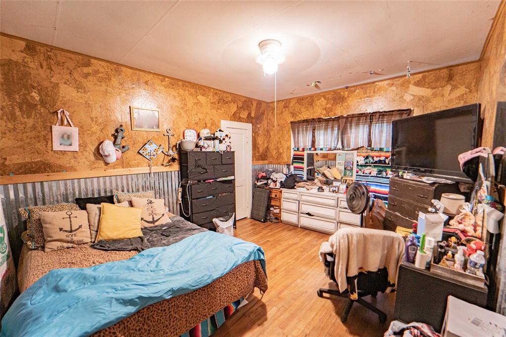 Miller, Hanks - Residential
