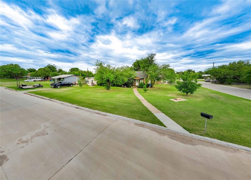 Miller, Hanks - Residential