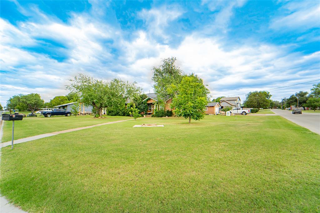 Miller, Hanks - Residential