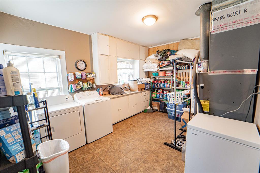 Miller, Hanks - Residential