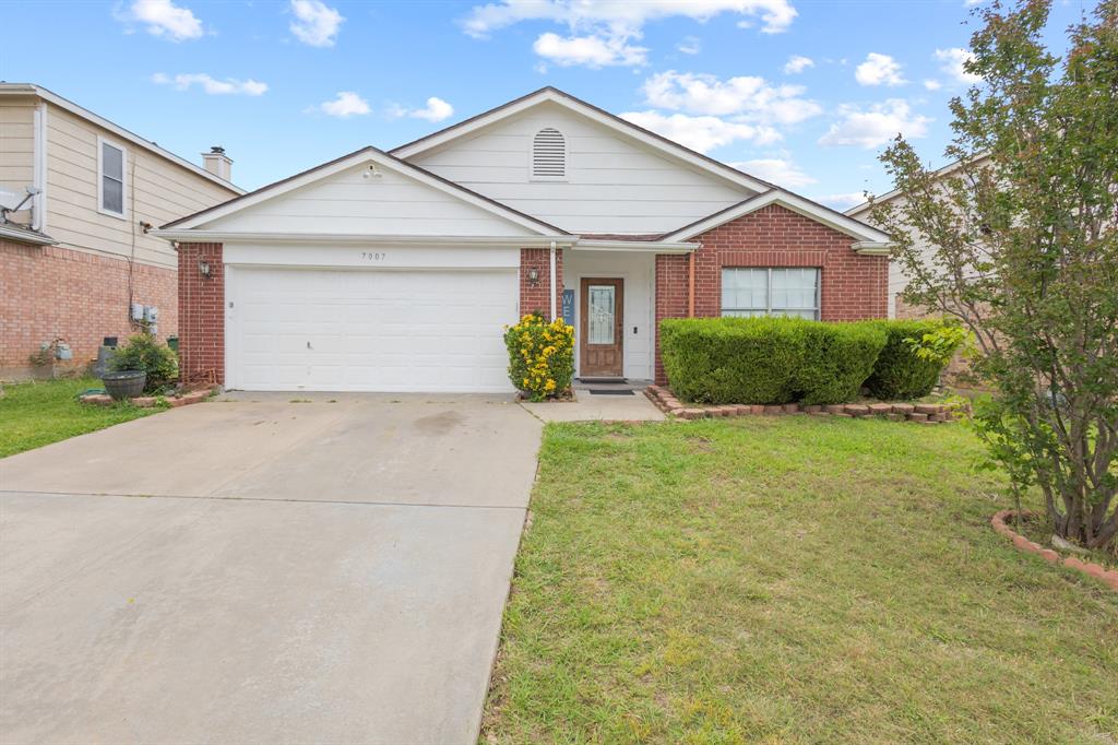 This well-kept 4-bedroom, 2-bath home feels inviting the moment you walk in. Featuring a spacious layout with plenty of natural light, comfortable living spaces, and a backyard perfect for relaxing or entertaining, this home offers the perfect blend of comfort and everyday convenience. Conveniently located near shopping, dining, schools, and major highways, it’s a great opportunity for anyone looking for a place that truly feels like home.