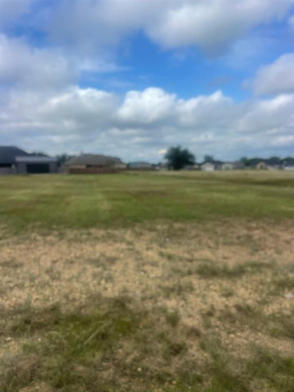 .78 Acres in New Development many new builds. Great location on Cul-De-Sac in highly rated Woodland Heights School District. Utilities are in place ready for you to Design and Build you Dream Home.