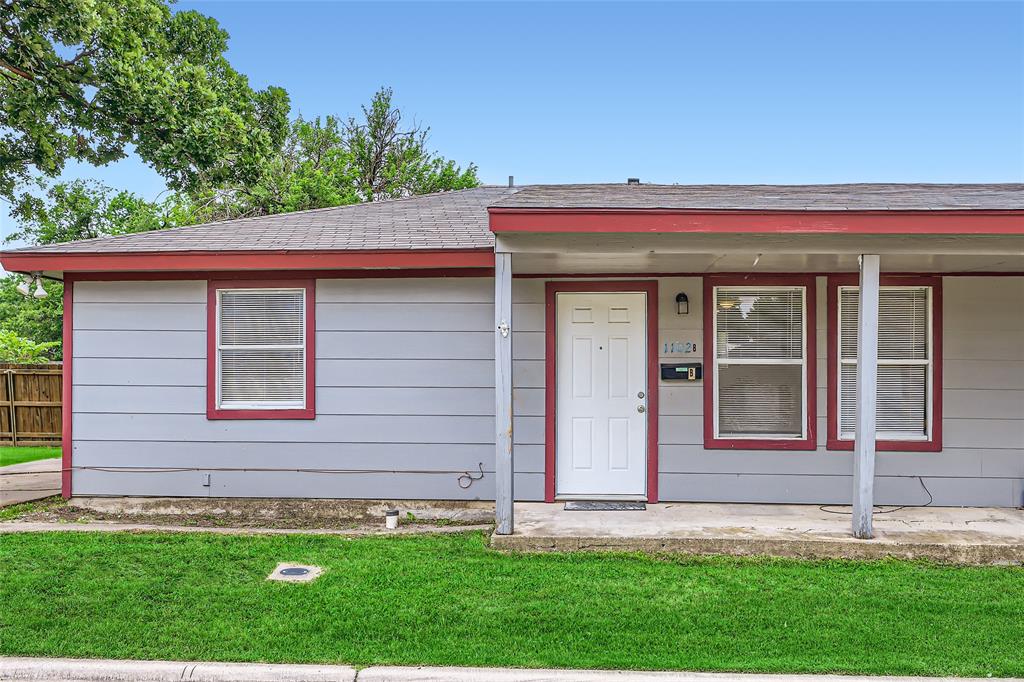 Welcome to 1102 Jefferson St

This property also offers excellent flexibility and investment potential with immediate cash flow. Unit A is currently occupied with a 12-month lease in place, and the tenant is paying $1,270. Unit B is currently occupied with a 12-month lease in place, and the tenant is paying $1,295 per month. Unit A is currently pre-leased it a March 1st move in. Each side of this duplex offers 750 square feet, featuring 2 bedrooms and 1 bathroom. The spacious living room welcomes you with abundant natural light, creating a warm and inviting atmosphere. The kitchen is equipped with essential appliances, including an electric range, offering a practical and functional space for everyday meal preparation. Two well-sized bedrooms provide comfortable living with ample closet space, while the bathroom features modern fixtures and finishes that enhance the home's overall appeal.

A great opportunity for both homeowners and investors alike.