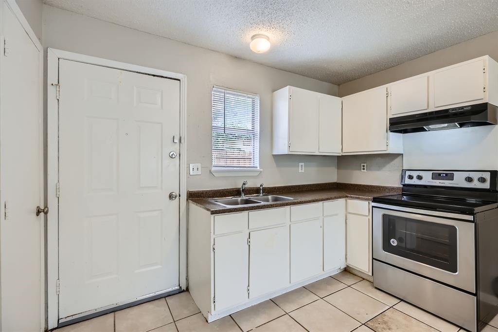 W J S Russell 4th Add - Residential