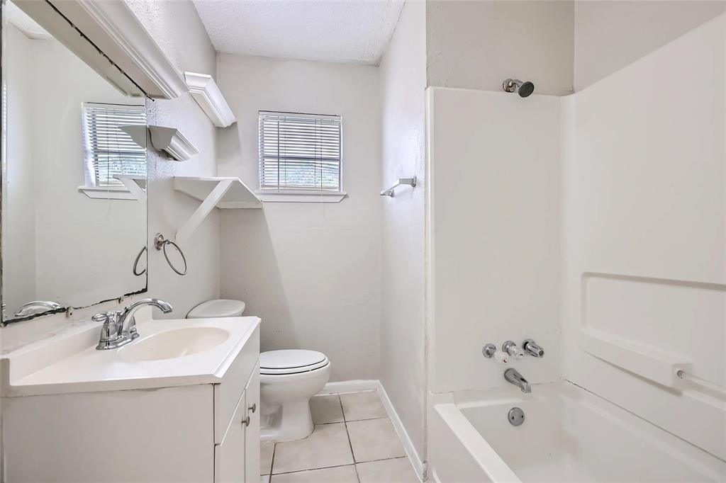W J S Russell 4th Add - Residential