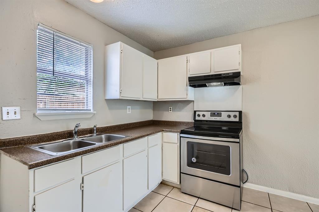 W J S Russell 4th Add - Residential