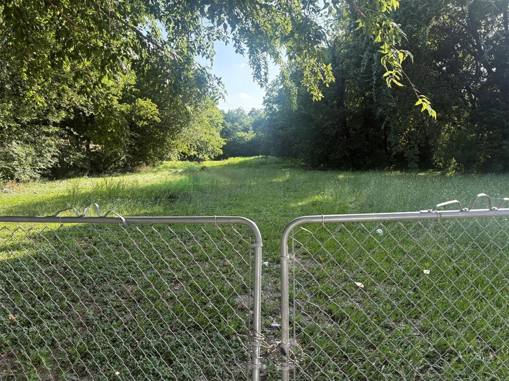OAK CLIFF ESTATE ORCHARDS - Commercial Sale