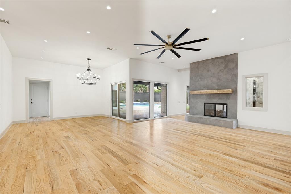 Glen Cove East - Residential