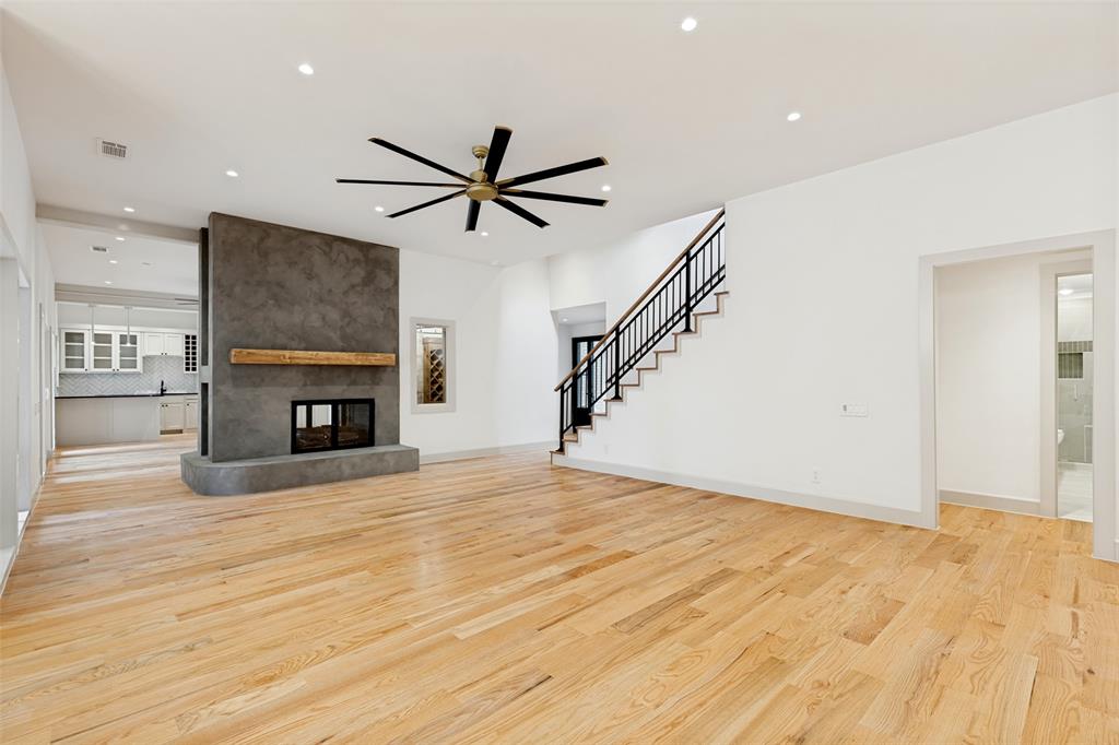 Glen Cove East - Residential