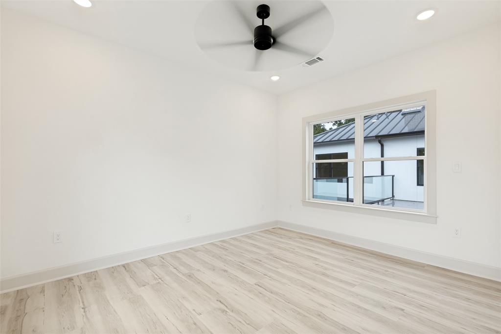 Glen Cove East - Residential