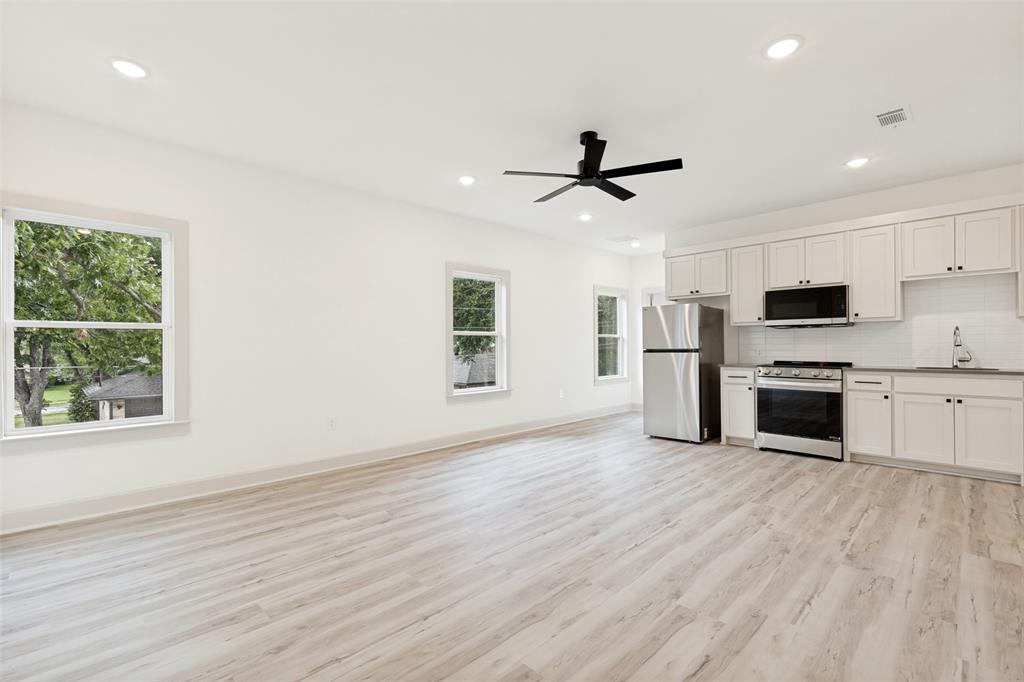 Glen Cove East - Residential