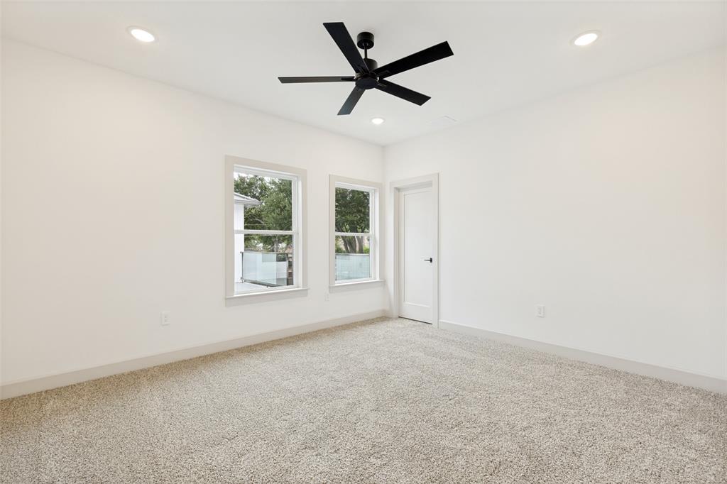 Glen Cove East - Residential