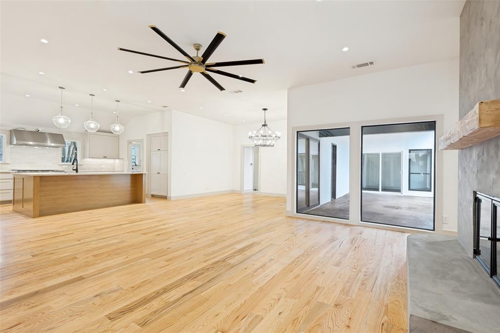 Glen Cove East - Residential