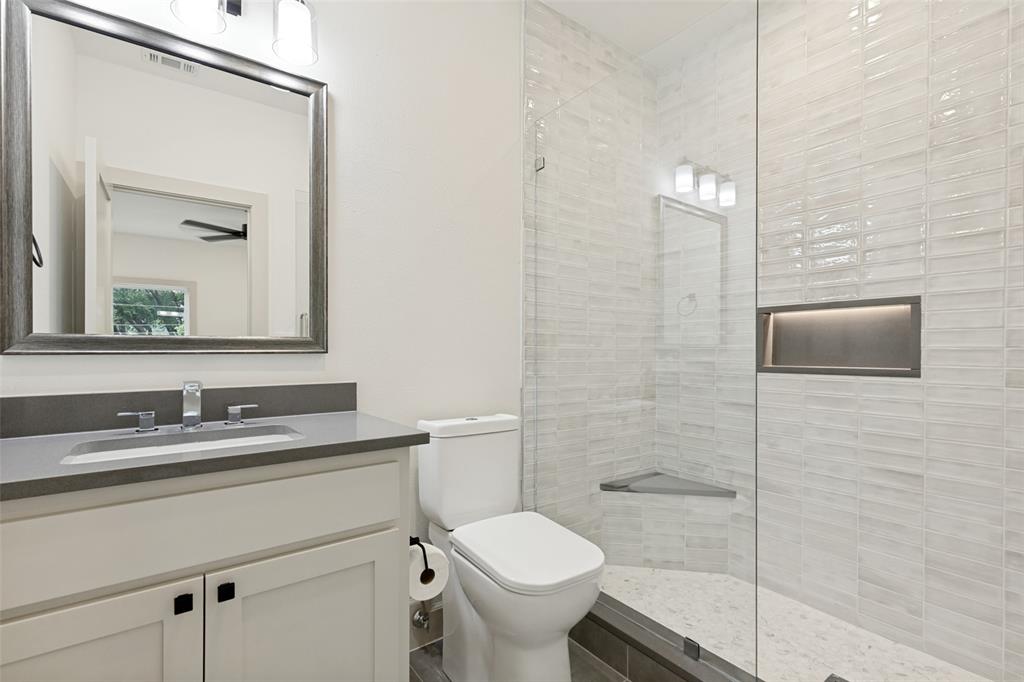 Glen Cove East - Residential