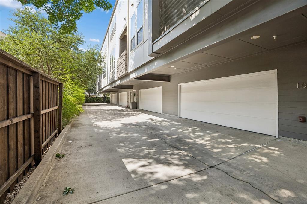 5734 Oram Twnhms - Residential