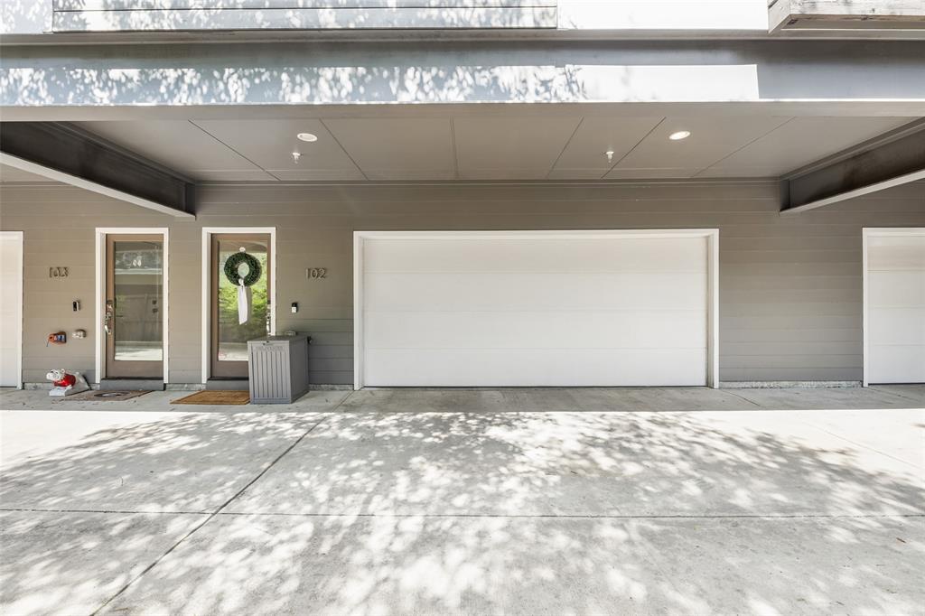 5734 Oram Twnhms - Residential