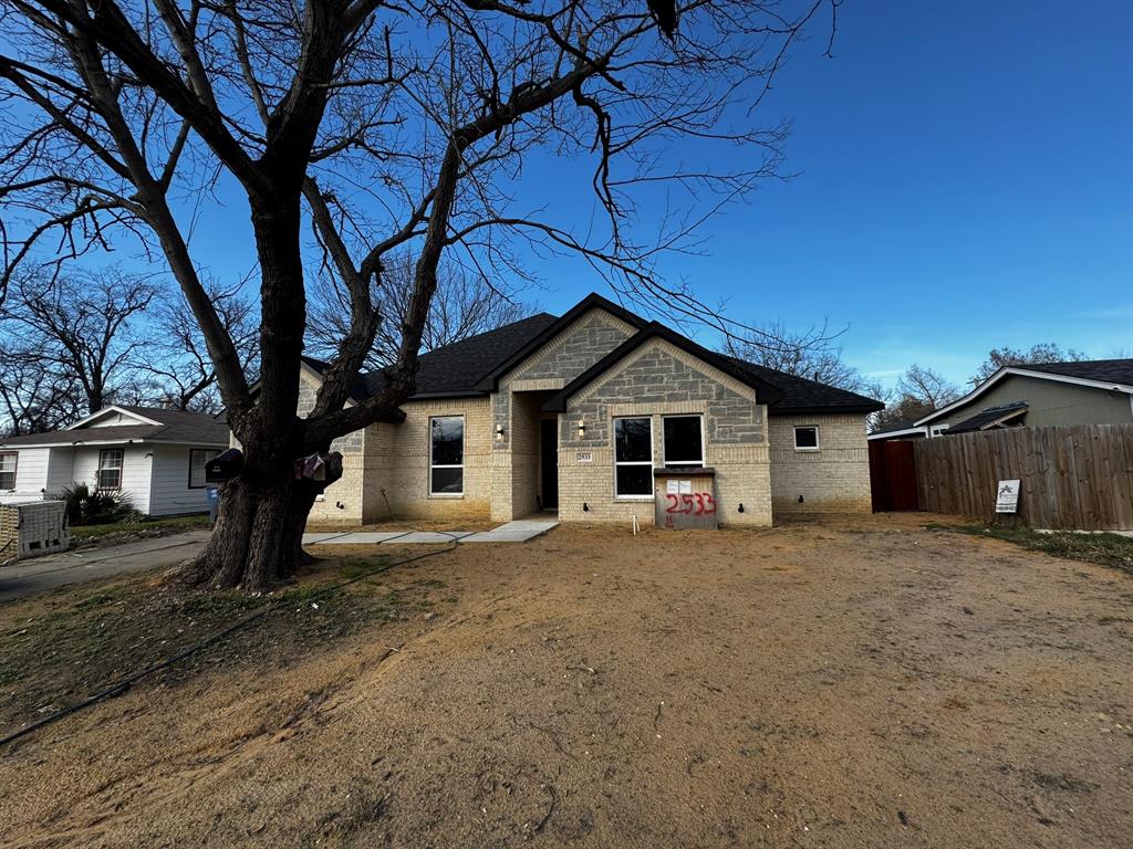Cloverdale 04 - Residential