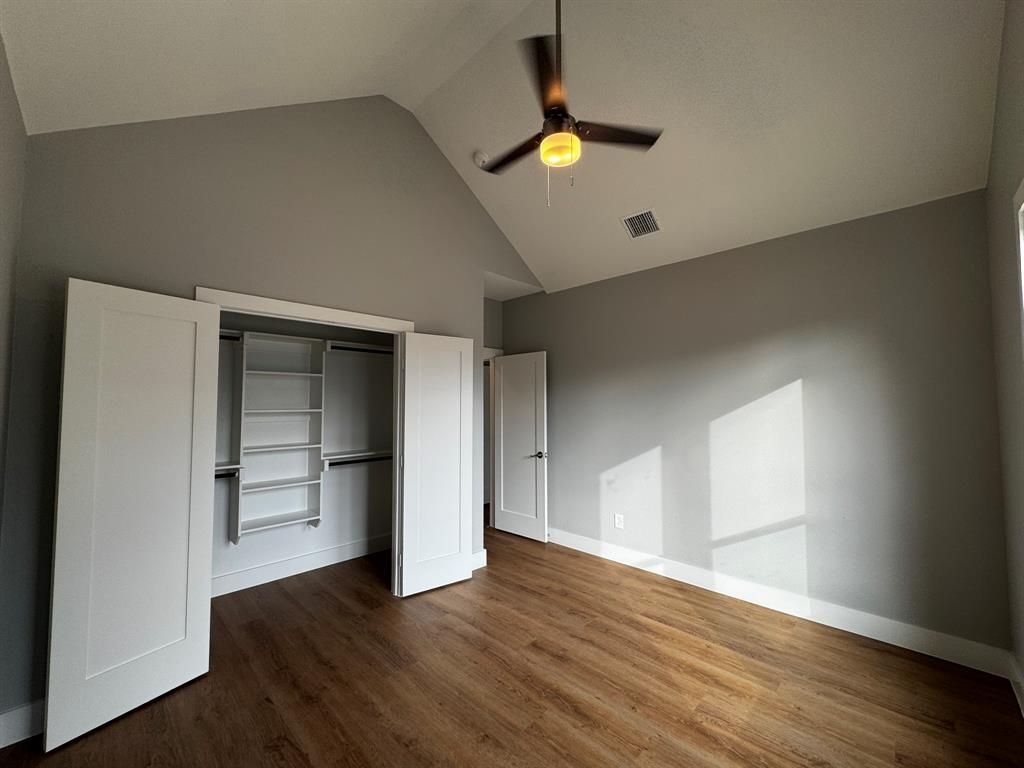 Cloverdale 04 - Residential