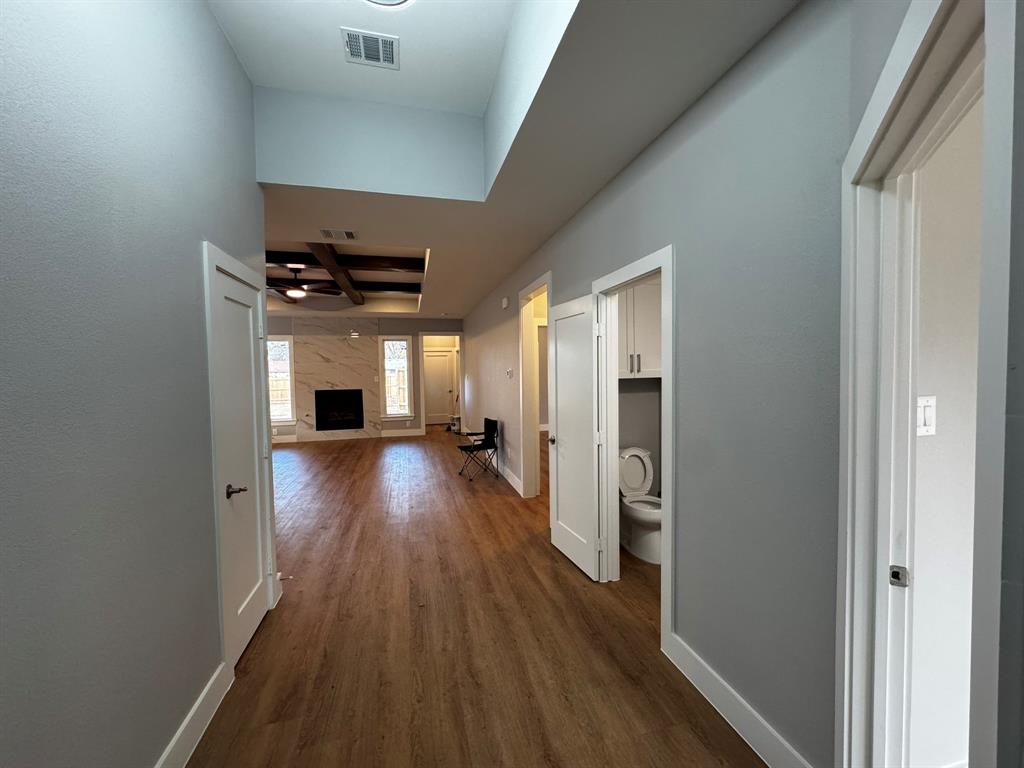 Cloverdale 04 - Residential