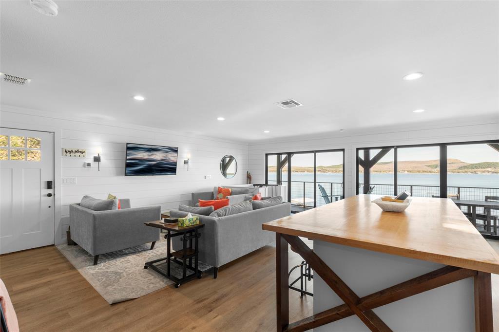 Pk Lake - Residential