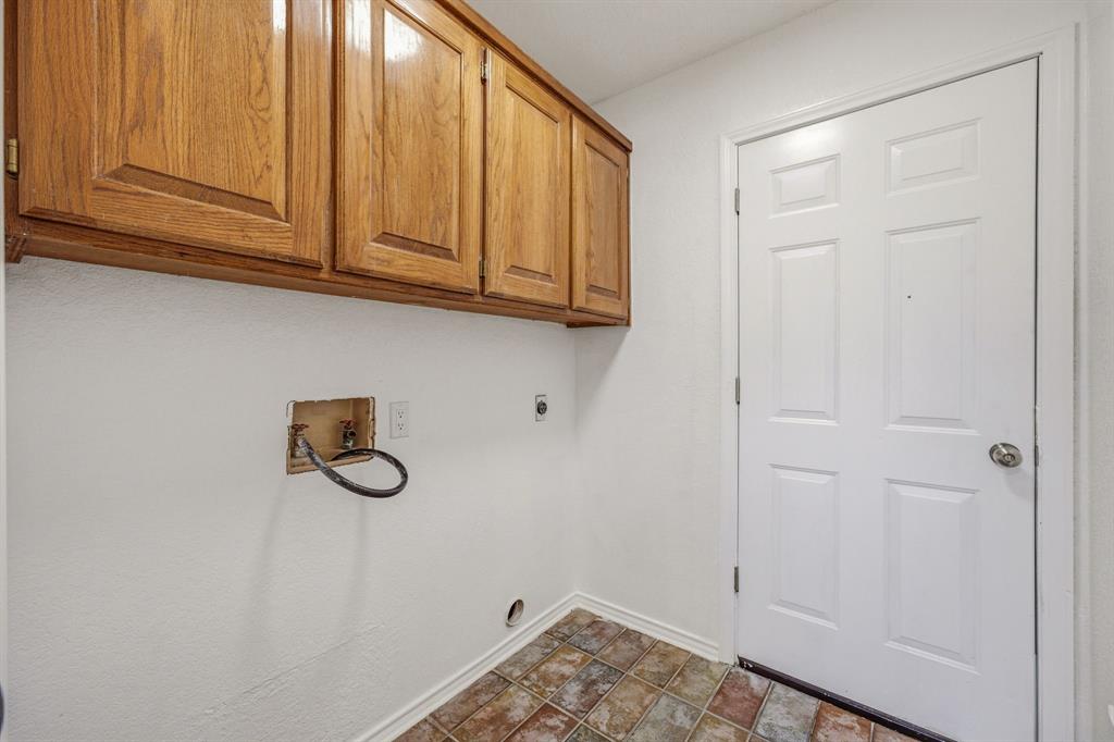 E M CAULDER - Residential