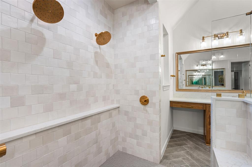 The Landings East - Residential