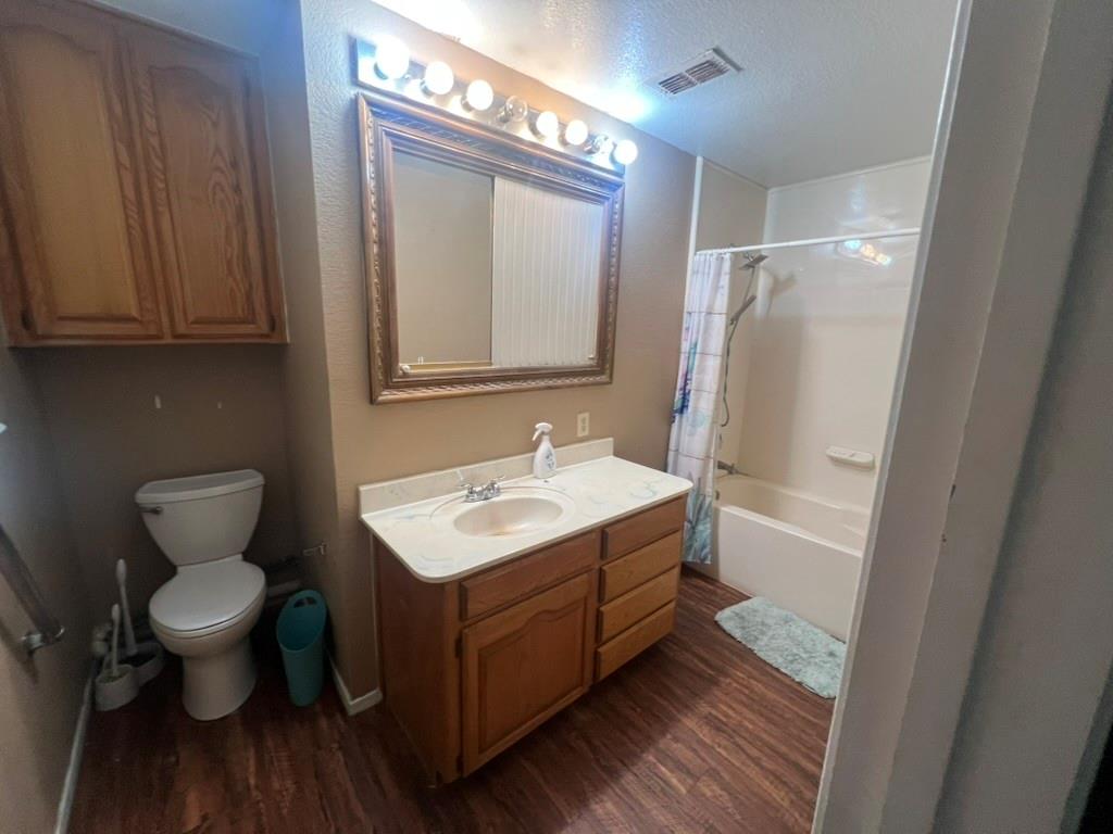Oak Trail Shores Sec B - Residential