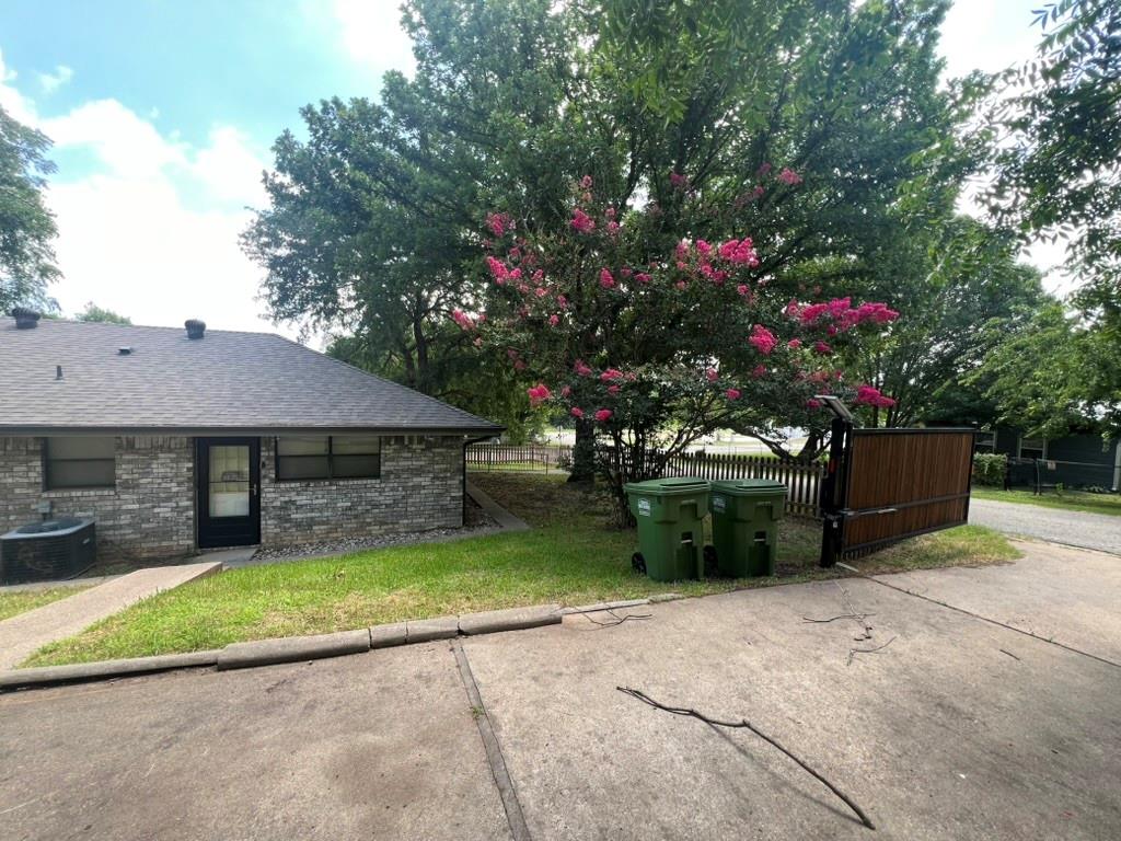 Oak Trail Shores Sec B - Residential