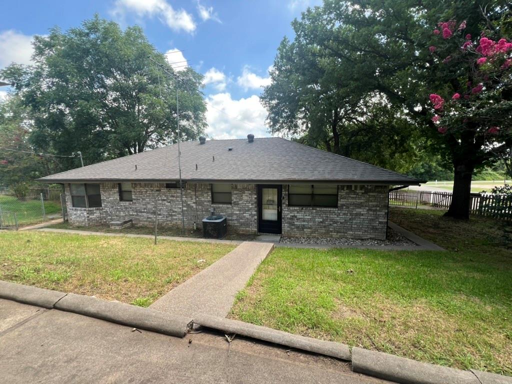 Oak Trail Shores Sec B - Residential