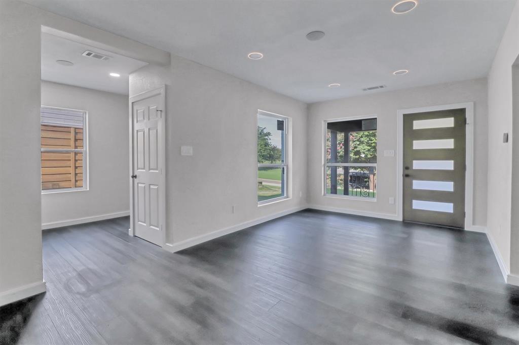 Elmwood - Residential