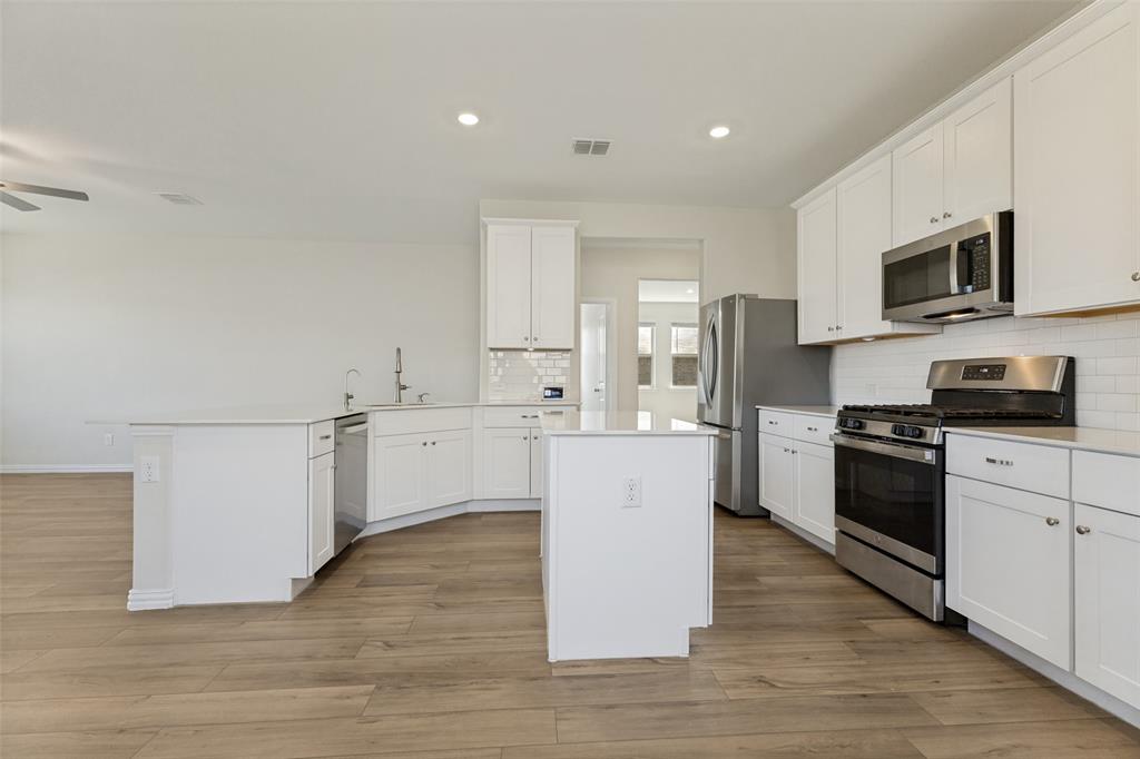 Azle Grove Ph 1 - Residential