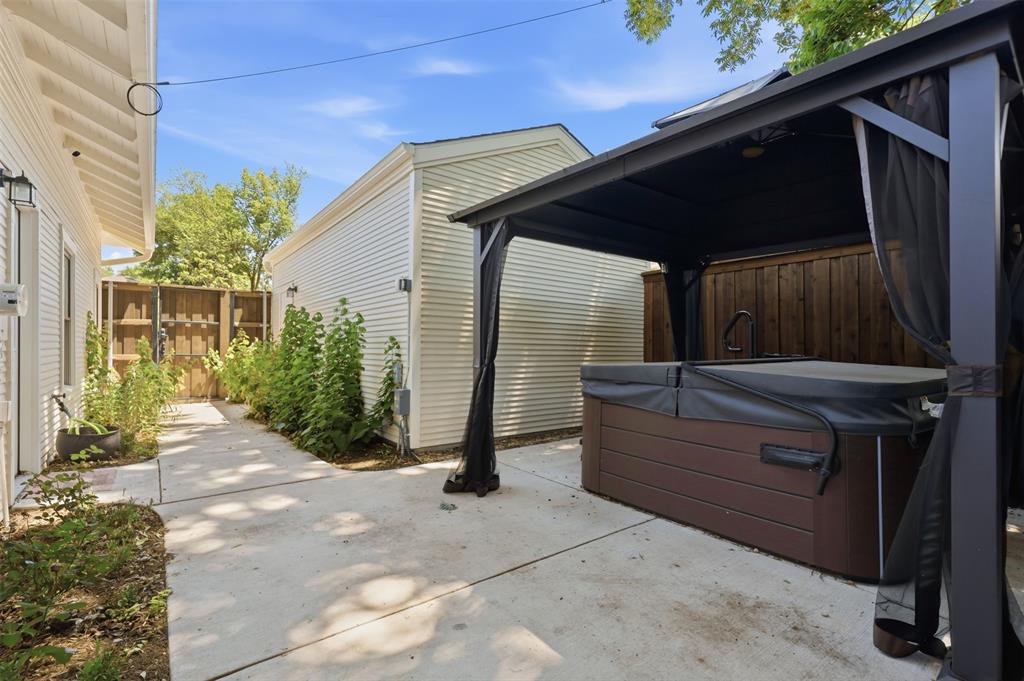 Lawn Place Add - Residential