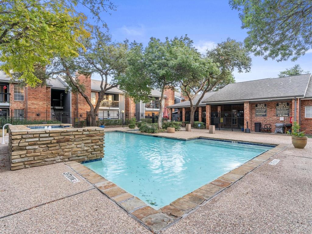 Cimarron Court Condo Ph 1 - Residential