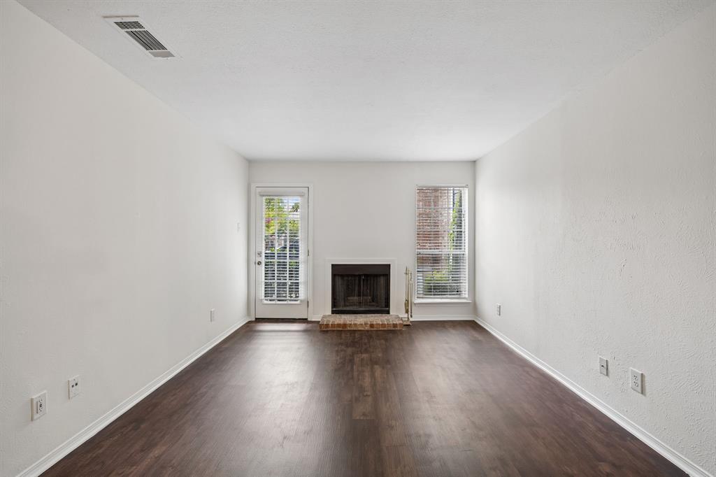 Cimarron Court Condo Ph 1 - Residential