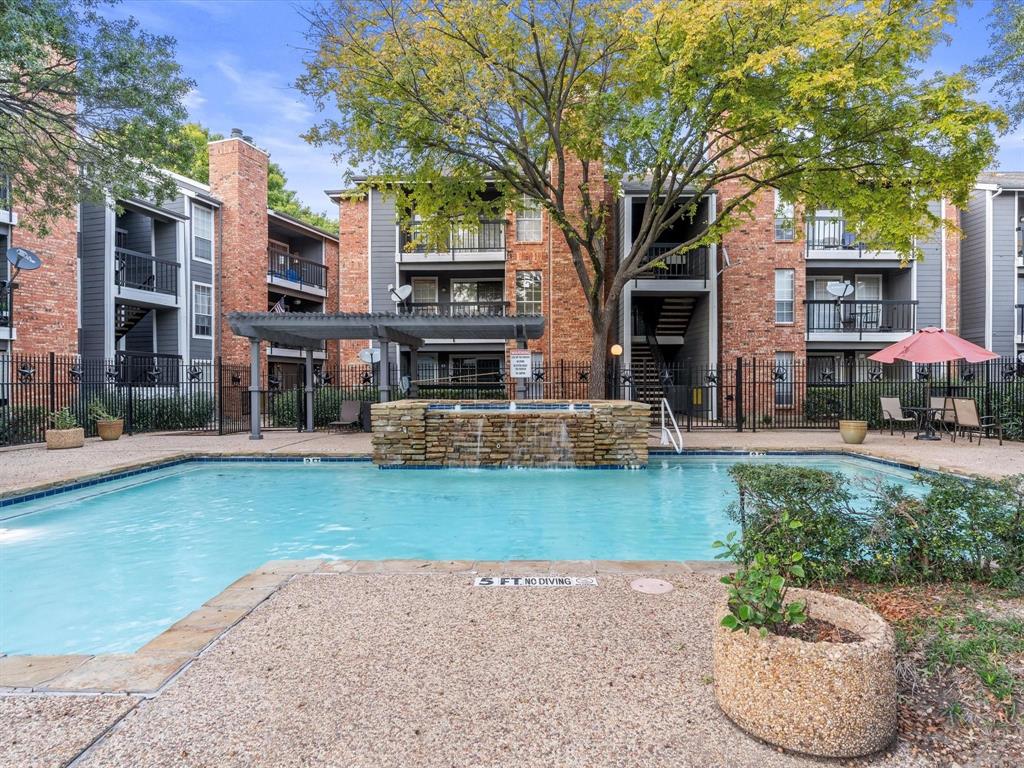 Cimarron Court Condo Ph 1 - Residential