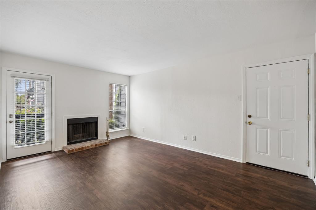 Cimarron Court Condo Ph 1 - Residential