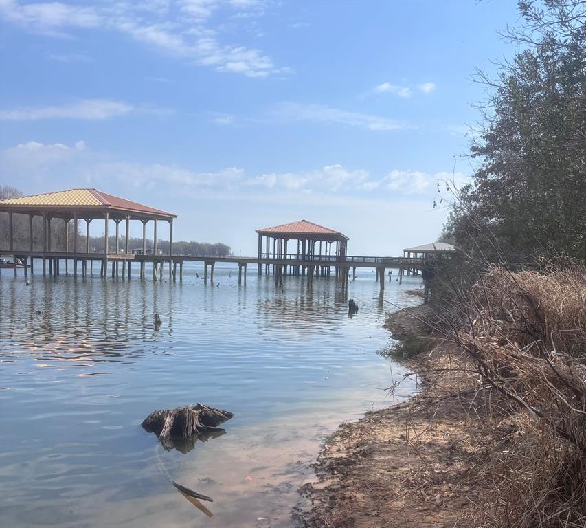 Little Mustang Cove - Land