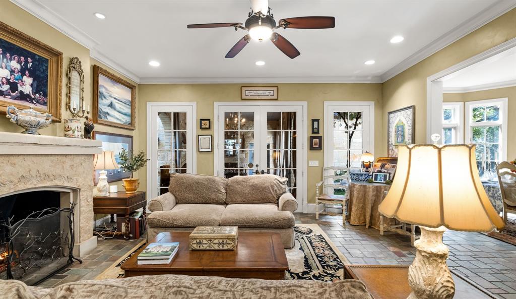 HIGHLAND PARK - Residential