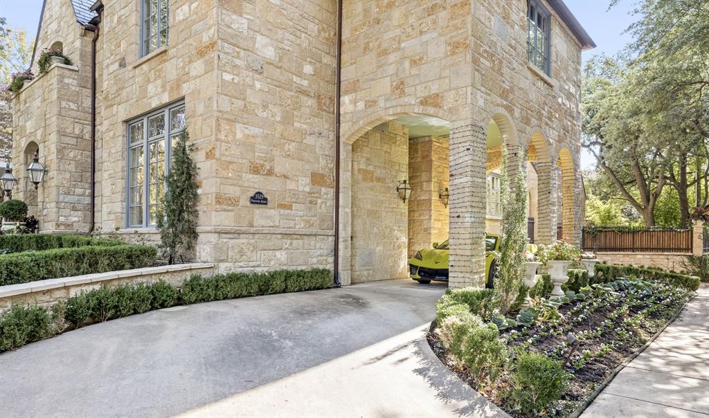 HIGHLAND PARK - Residential